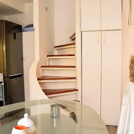 Apartment Dora